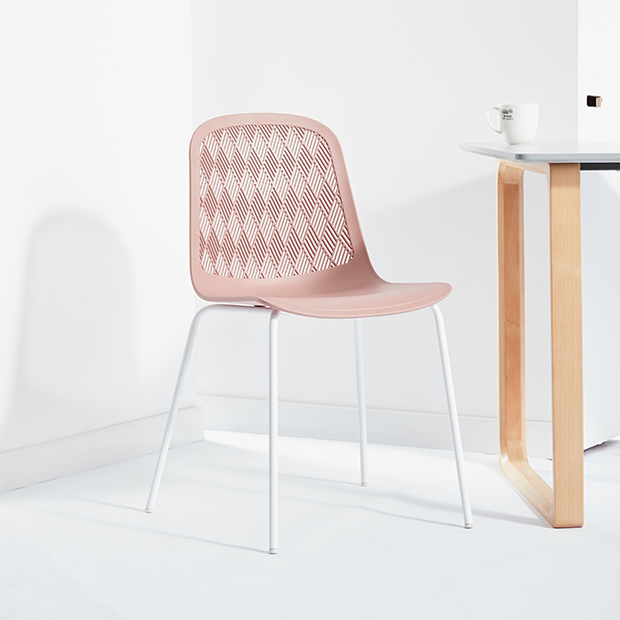 ROMBI CHAIR	